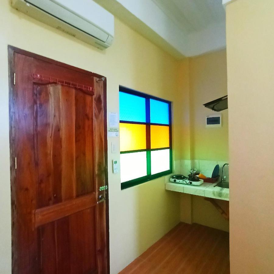 Pamujo Hostel Baclayon Buitenkant foto